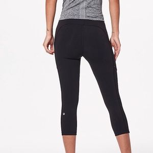 Lululemon Speed Up 21’ cropped leggings!!!